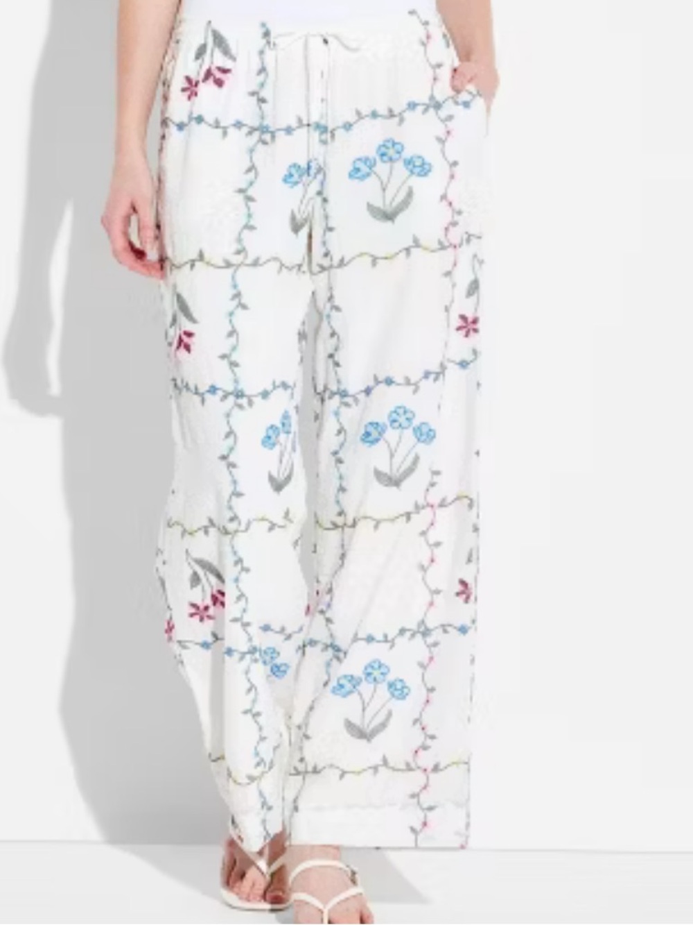 Wild Fable Women's Embroidered Wide Leg Pull-On Pants White 3X